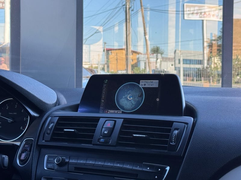Car Thumb