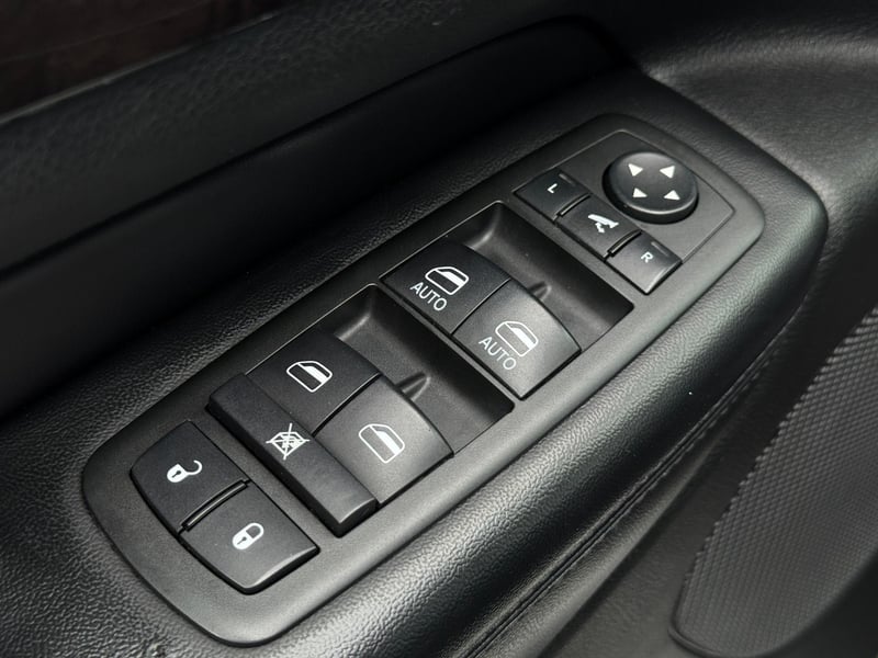 Car Thumb