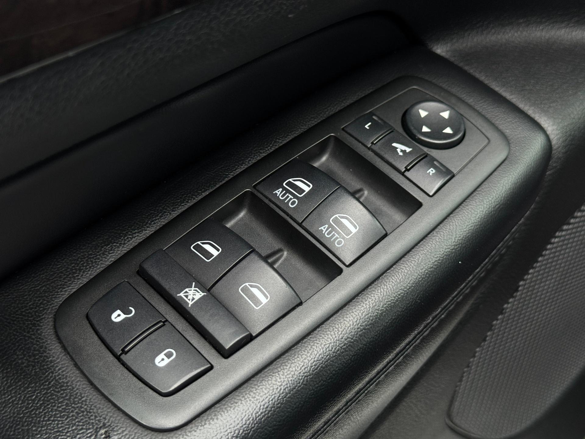 Jeep-Grand Cherokee