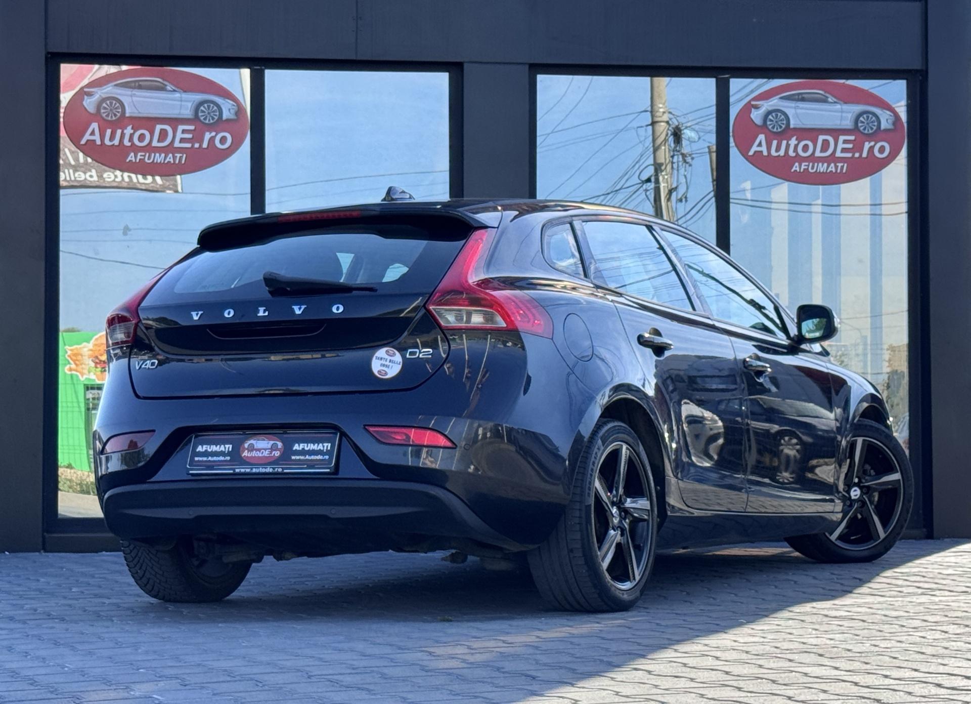 Volvo-V40