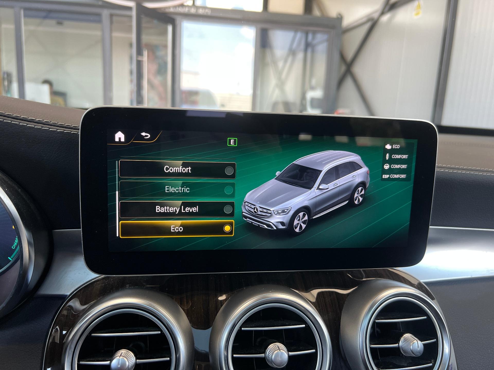 Mercedes-Benz-GLC