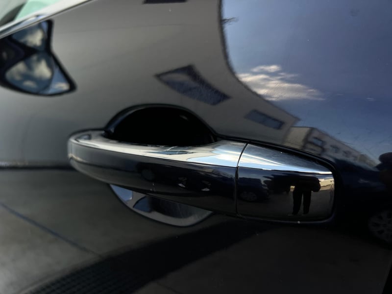 Car Thumb