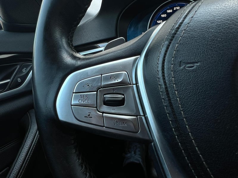 Car Thumb