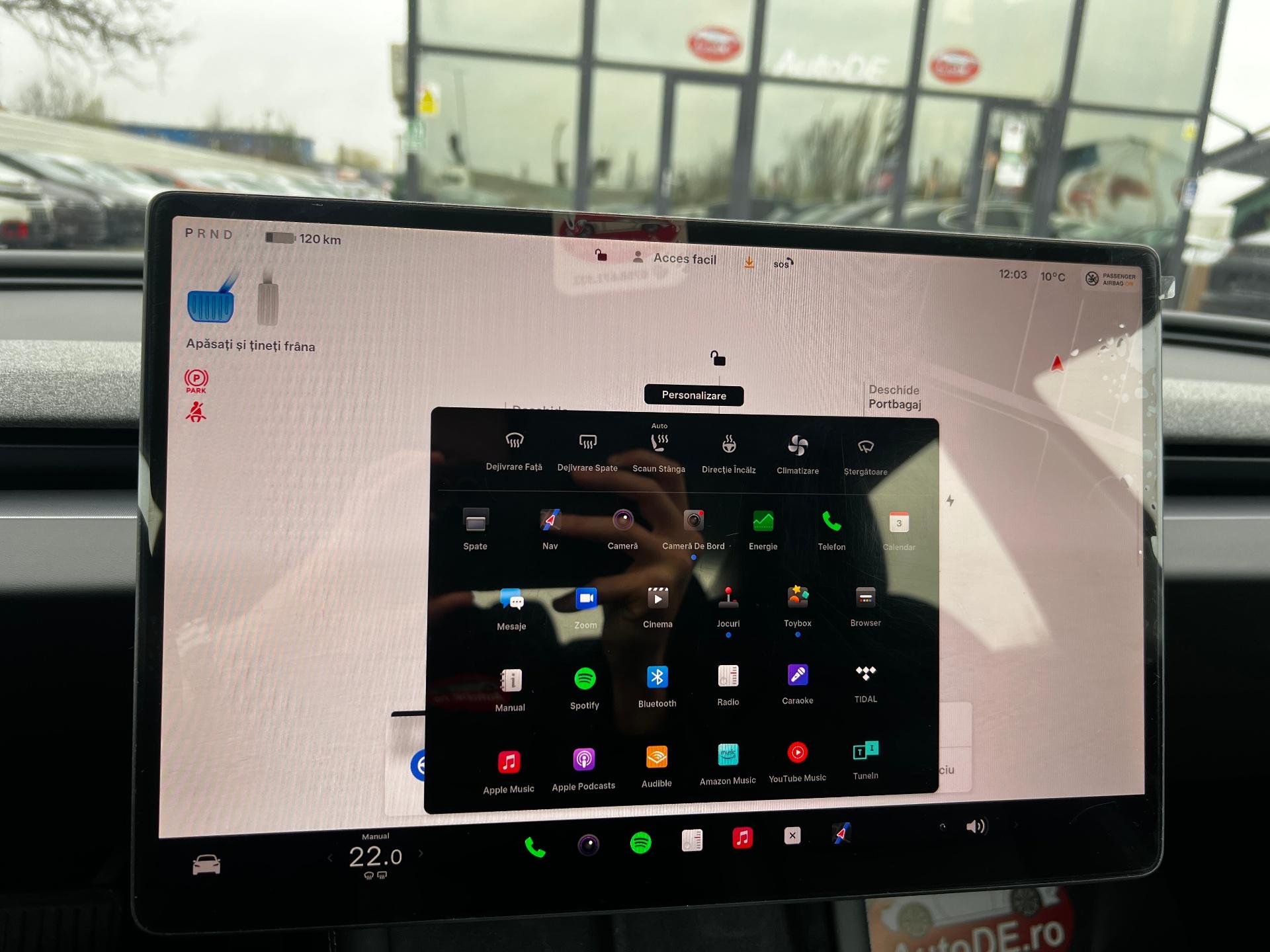 Tesla-Model 3