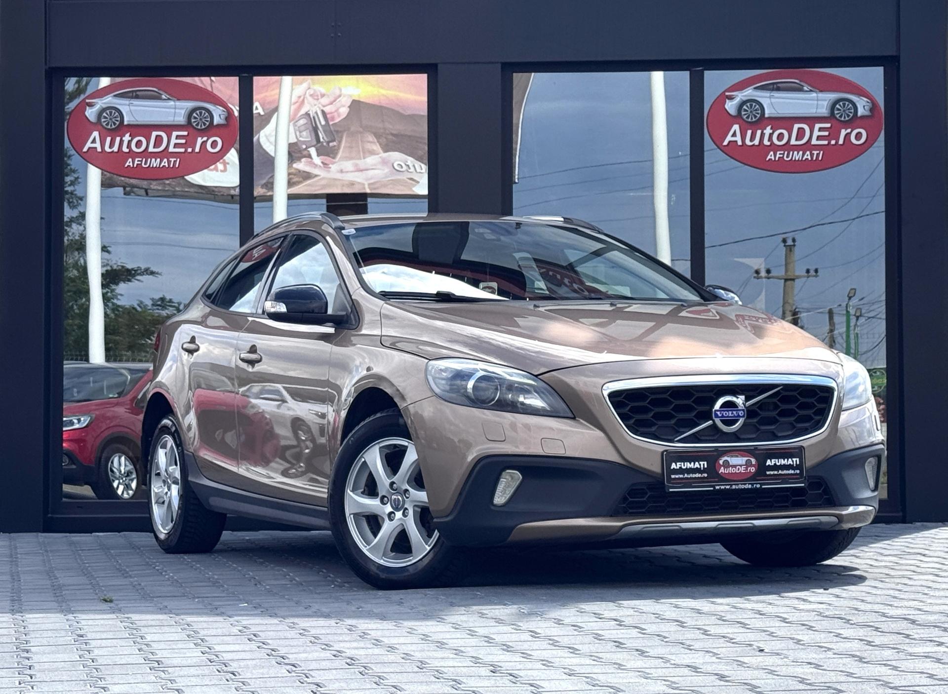Volvo-V40