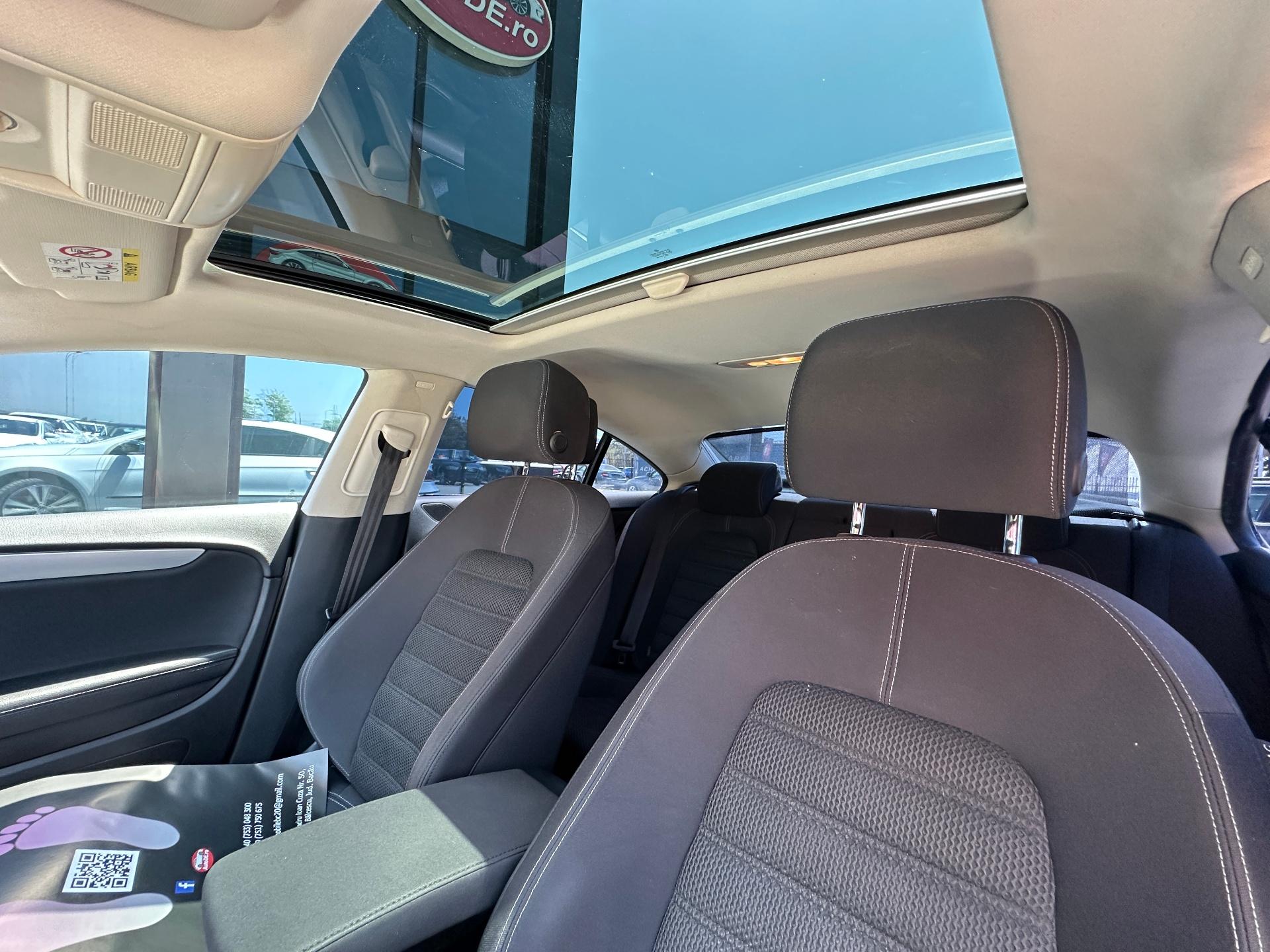 Volkswagen-Passat CC