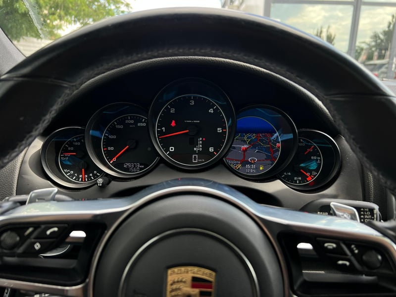 Car Thumb