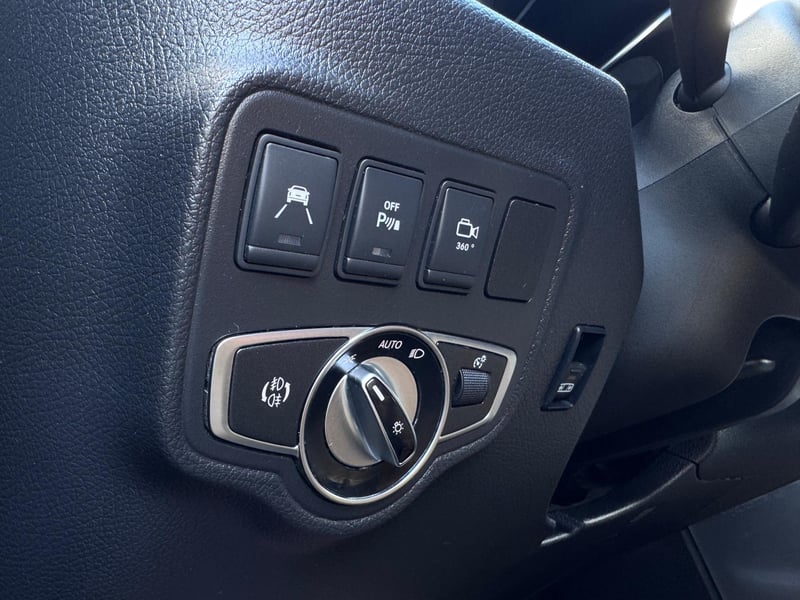 Car Thumb