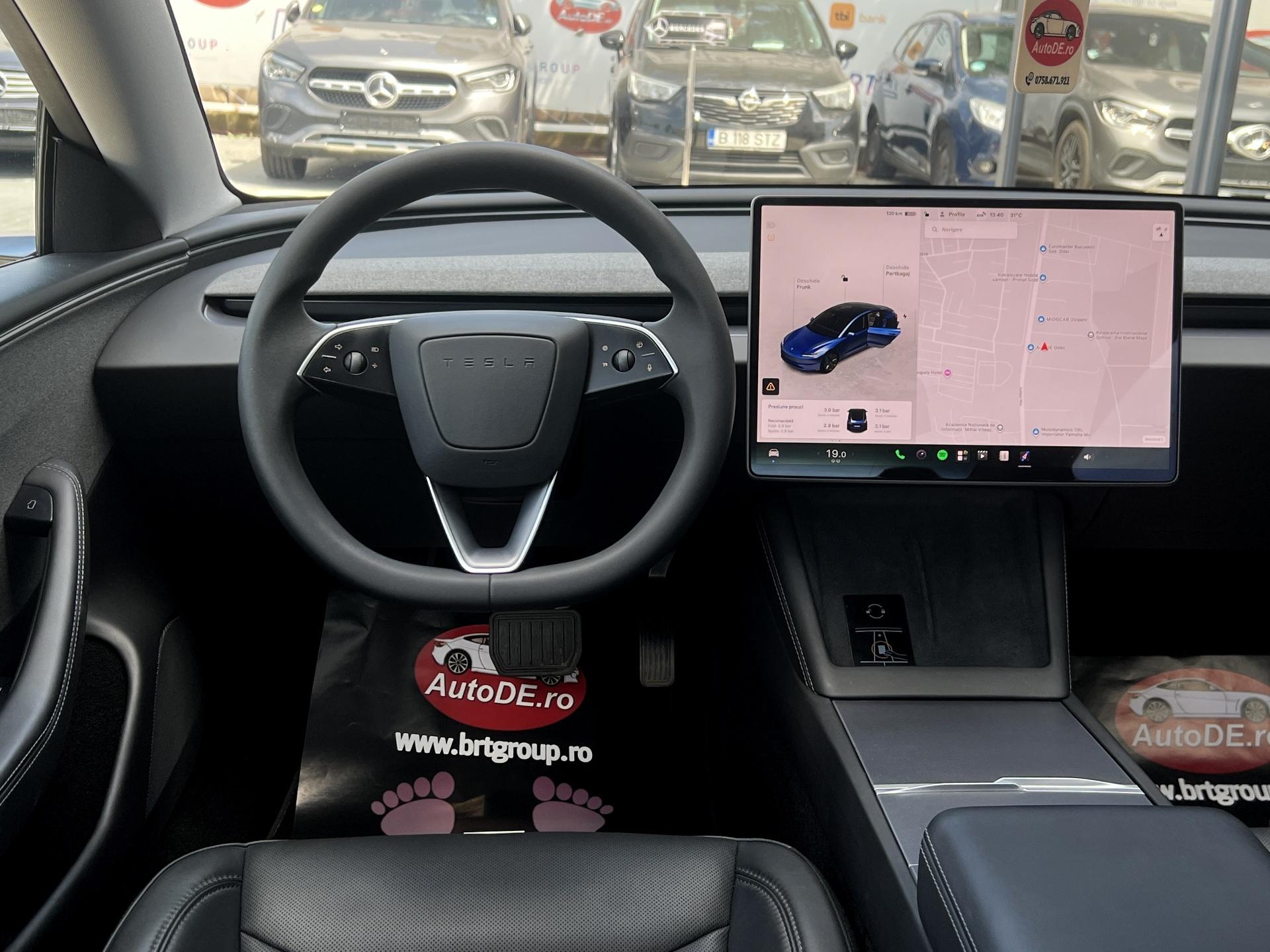 Tesla-Model 3
