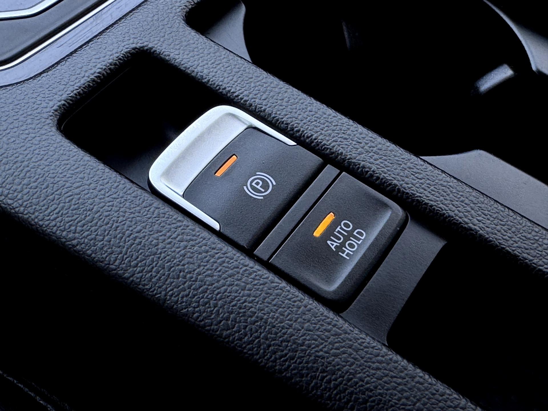 Volkswagen-Passat Alltrack