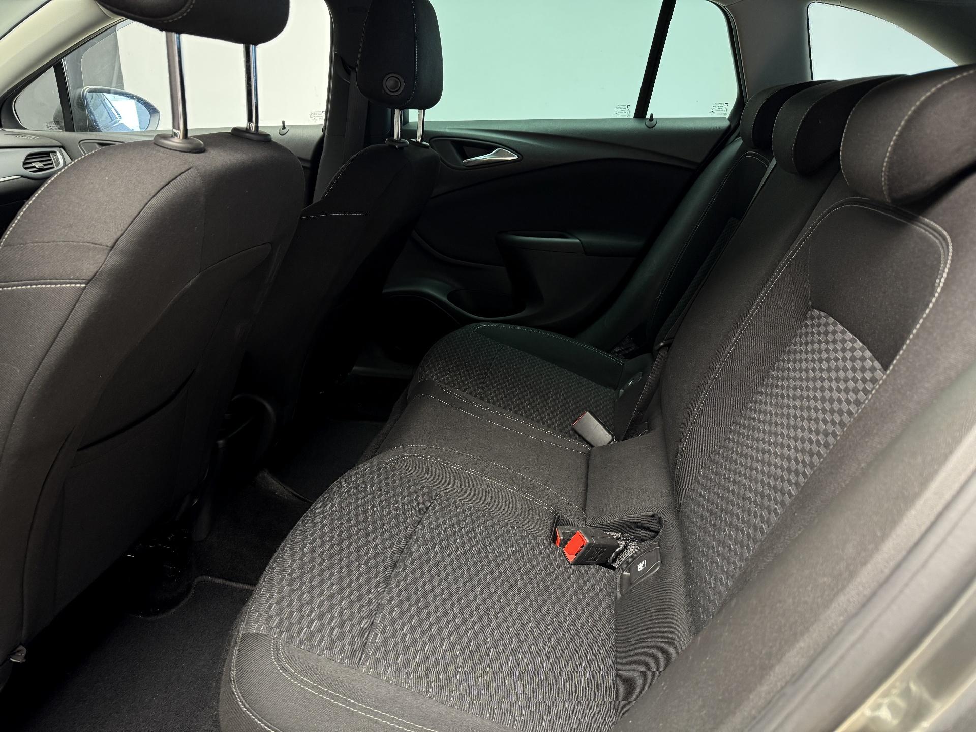 Opel-Astra
