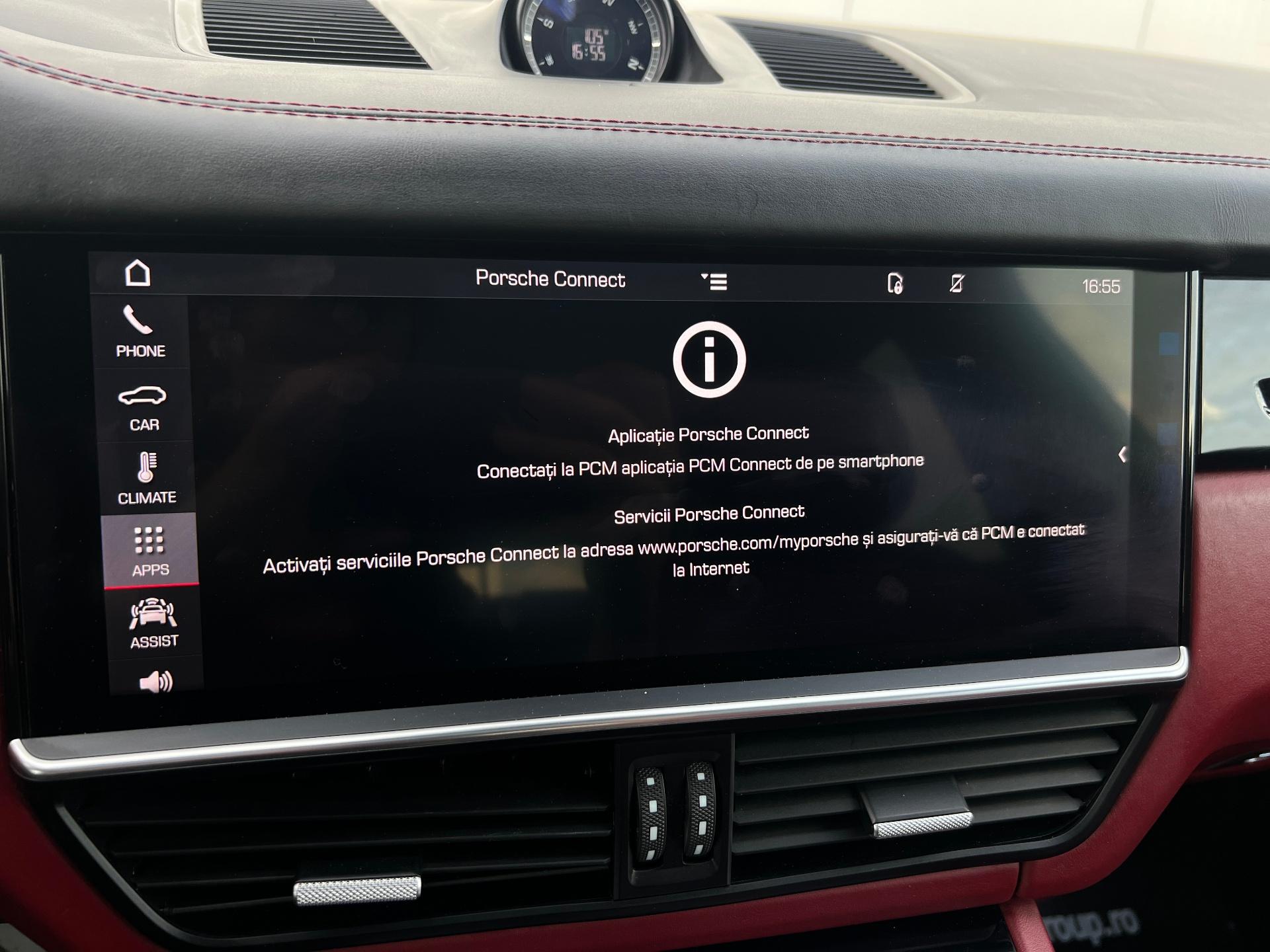 Porsche-Cayenne