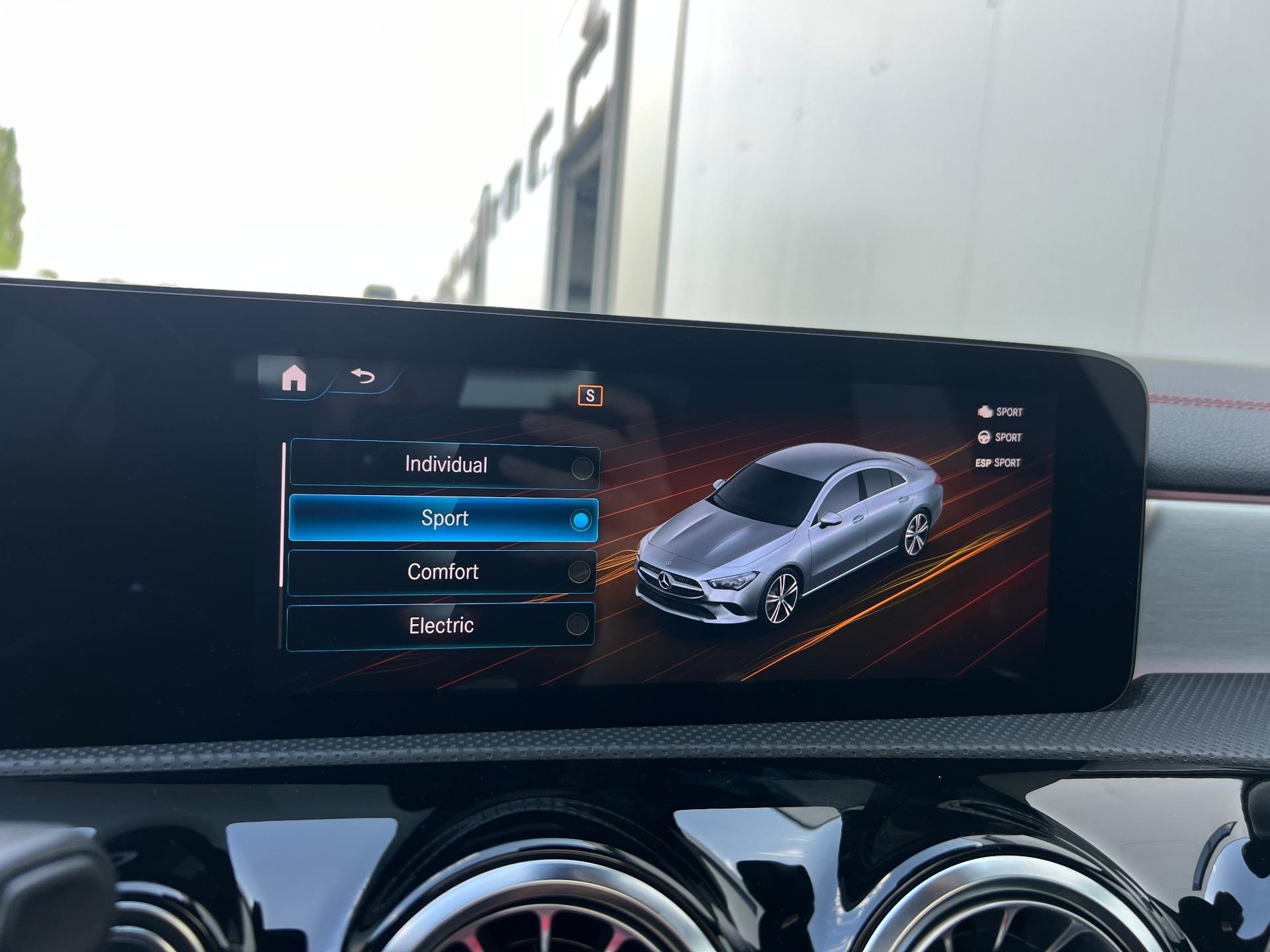 Mercedes-Benz-CLA