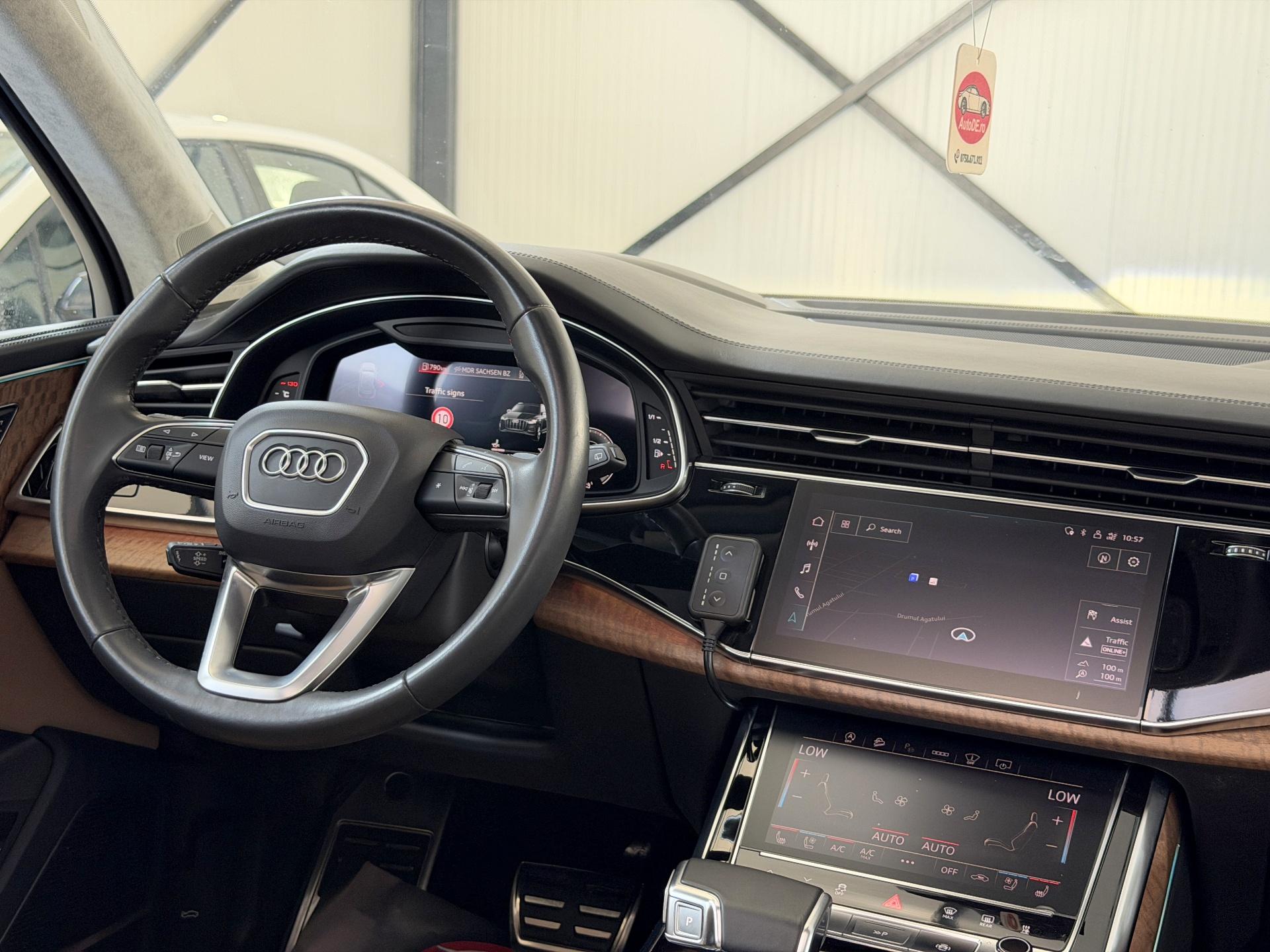 Audi-Q7