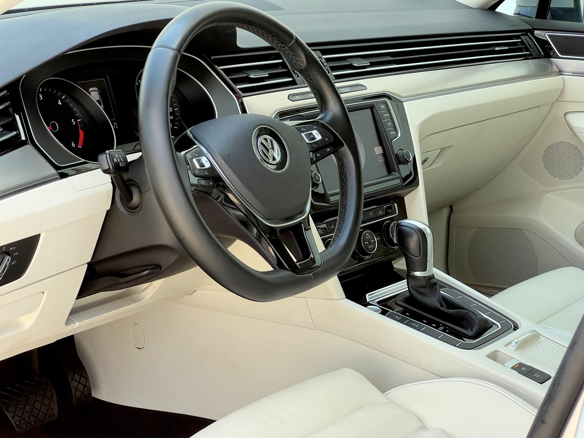 Volkswagen-Passat