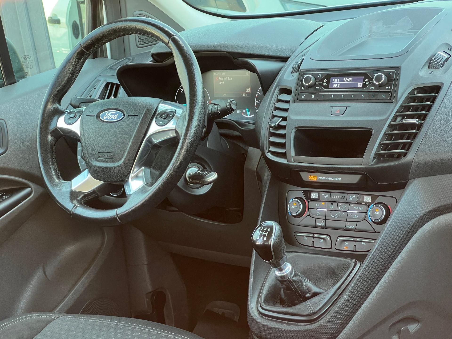 Ford-Tourneo Connect