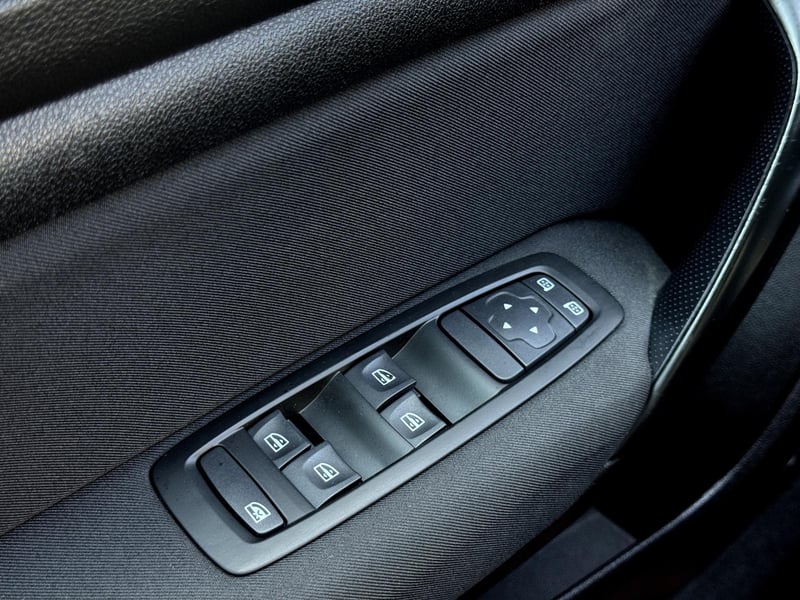 Car Thumb