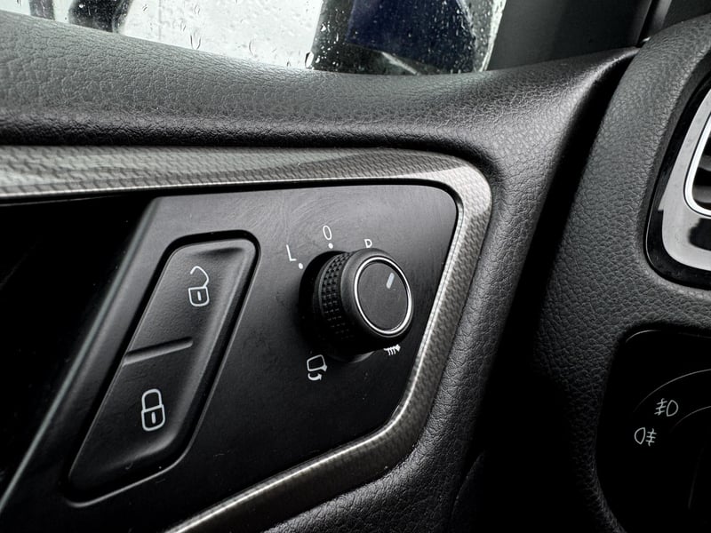 Car Thumb