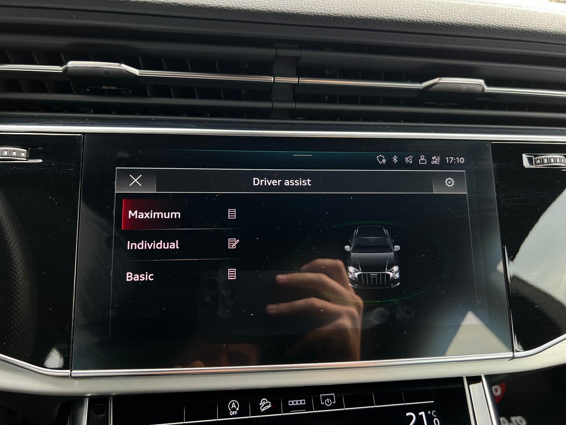 Audi-Q8