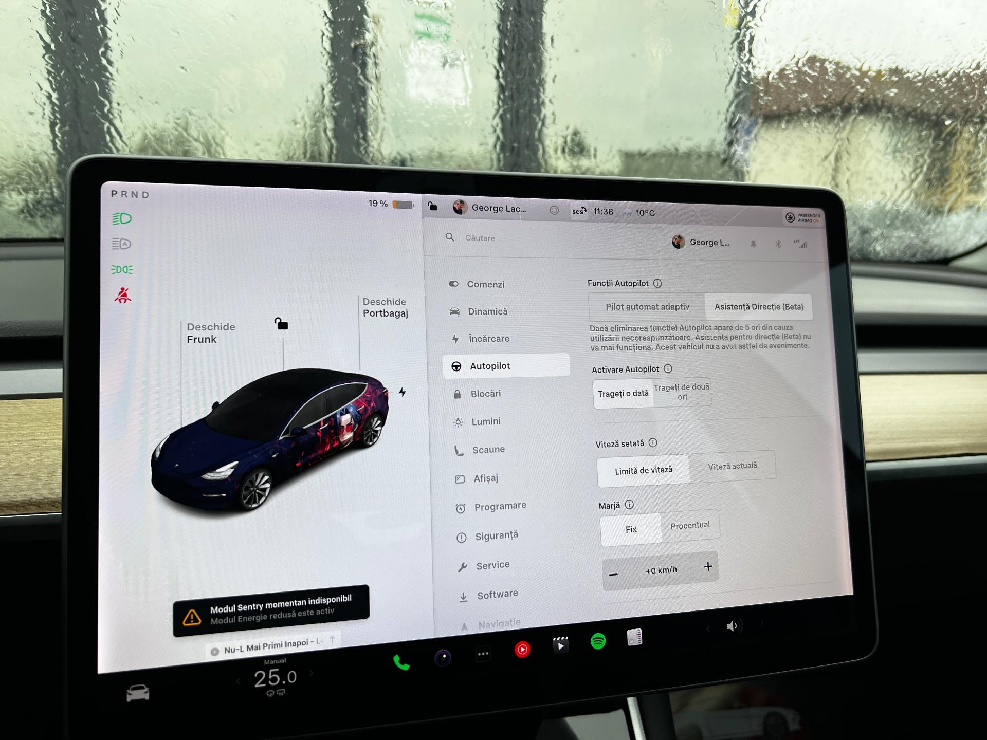 Tesla-Model 3