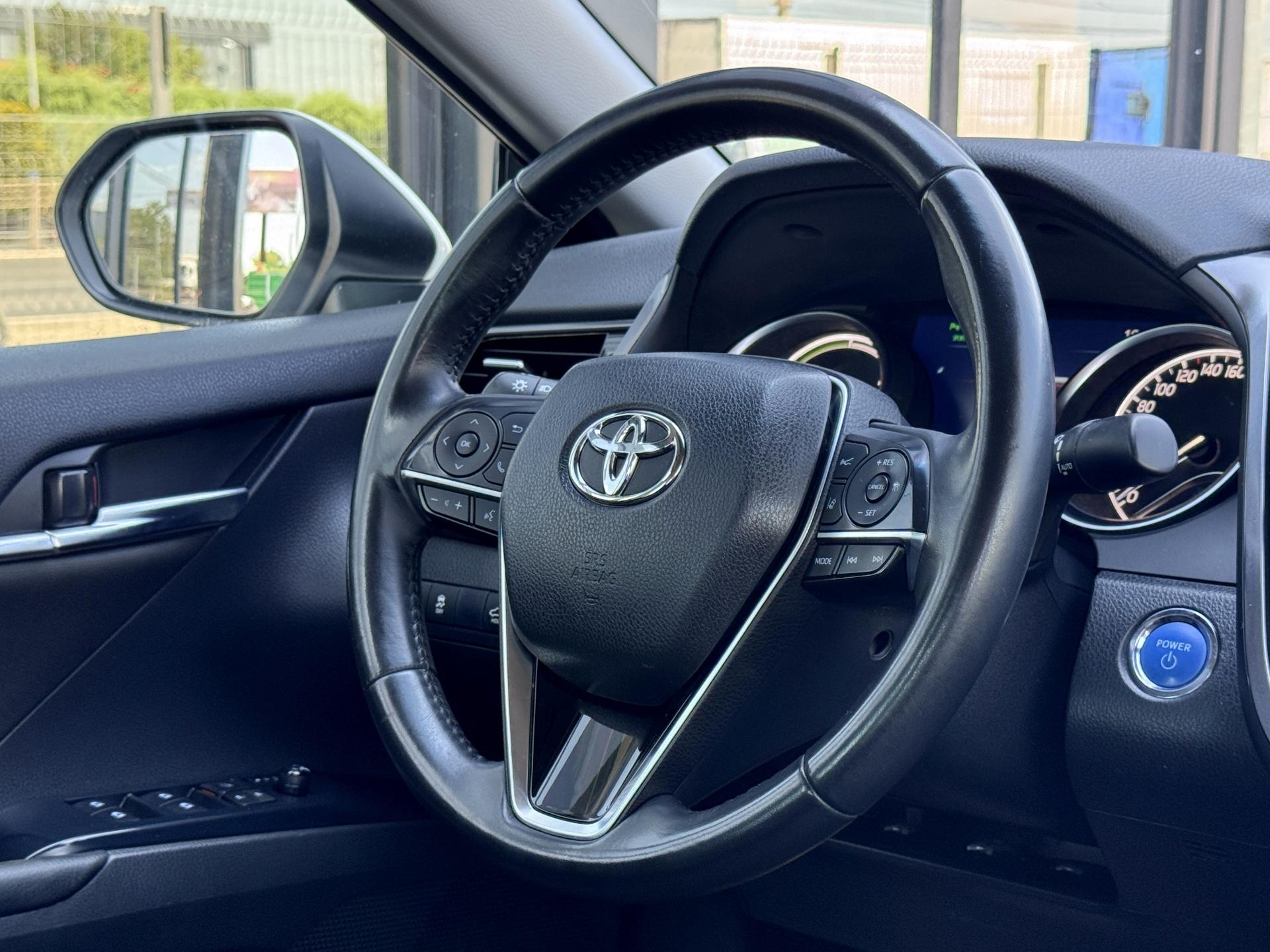 Toyota-Camry