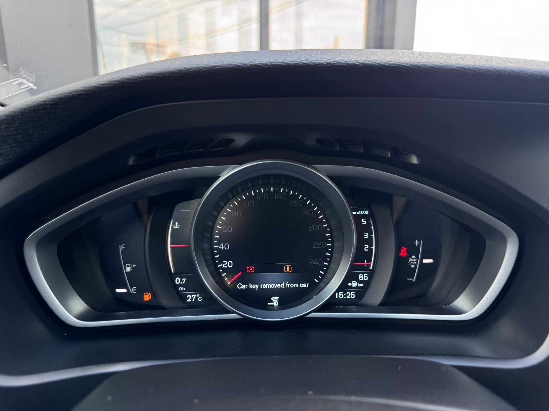 Volvo-V40