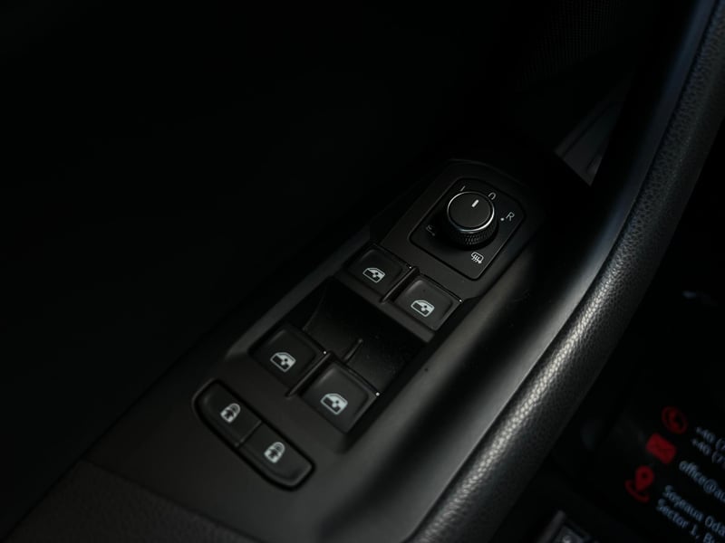 Car Thumb
