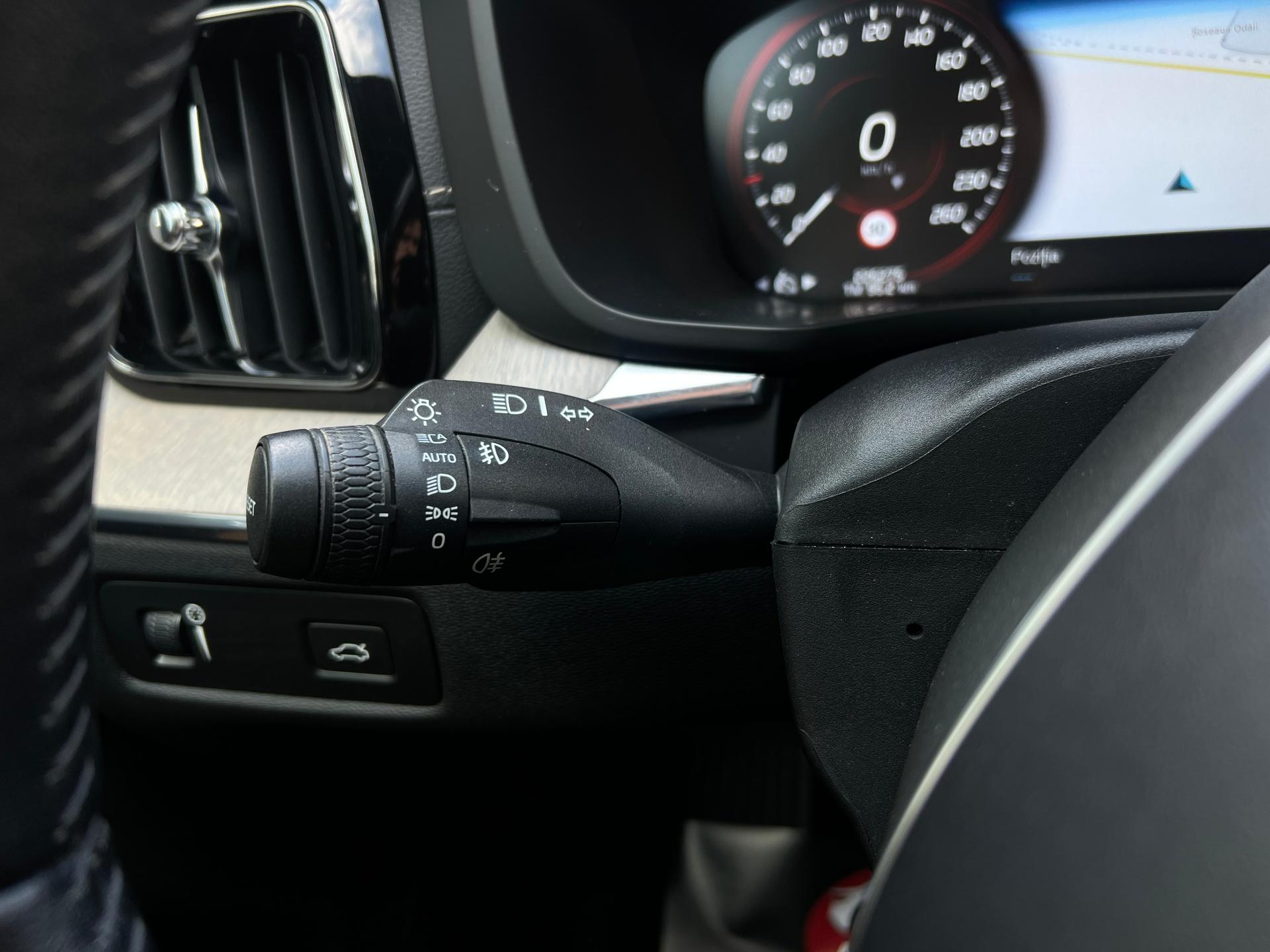 Volvo-XC 60