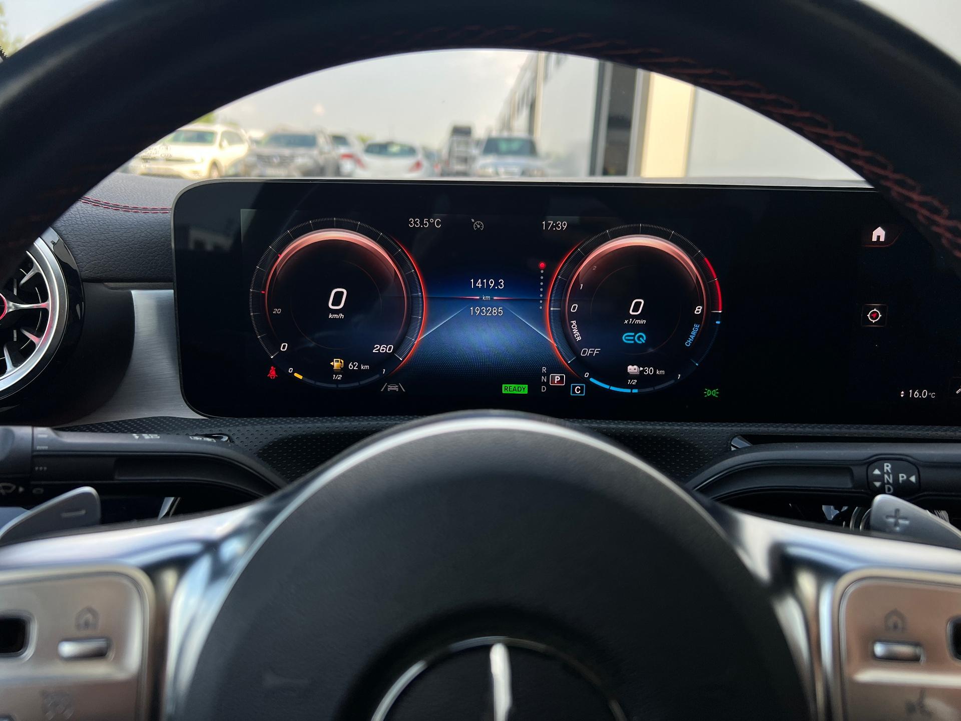 Mercedes-Benz-CLA