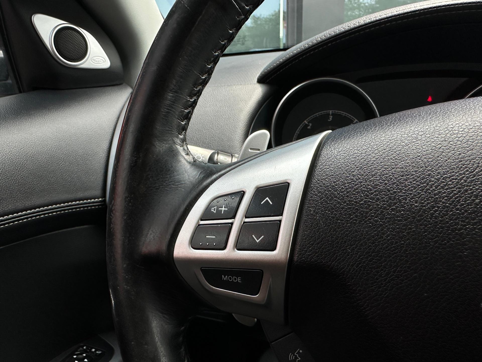 Mitsubishi-Outlander