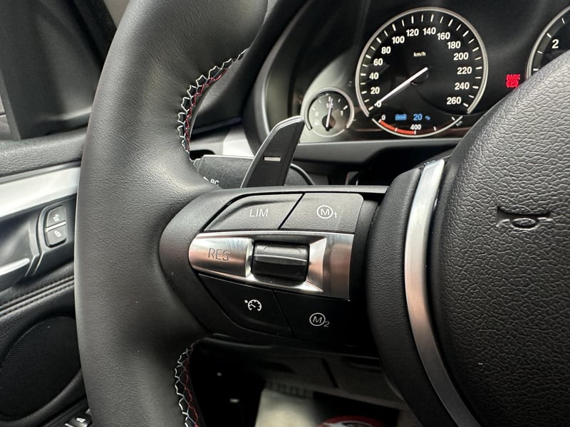 Car Thumb