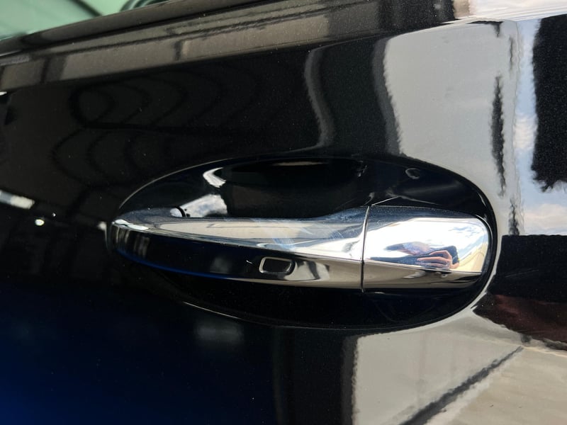 Car Thumb
