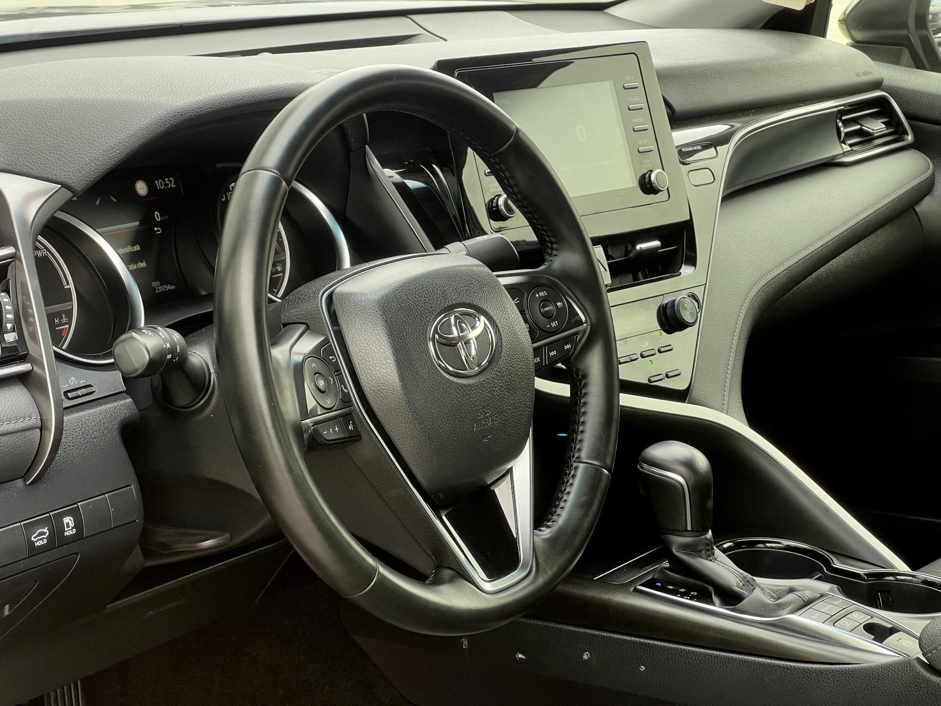Toyota-Camry