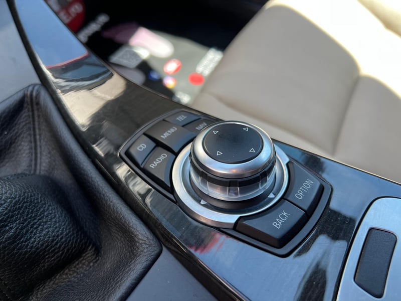 Car Thumb