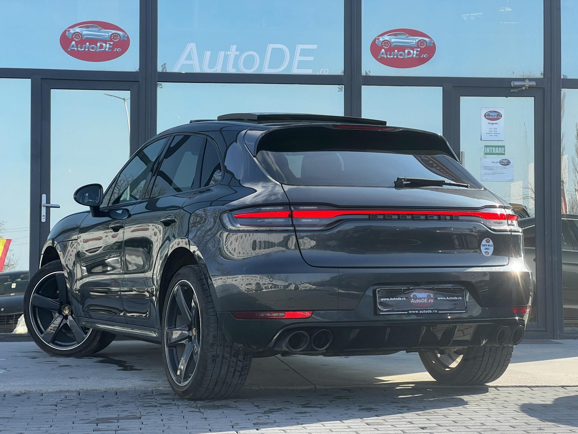 Porsche-Macan
