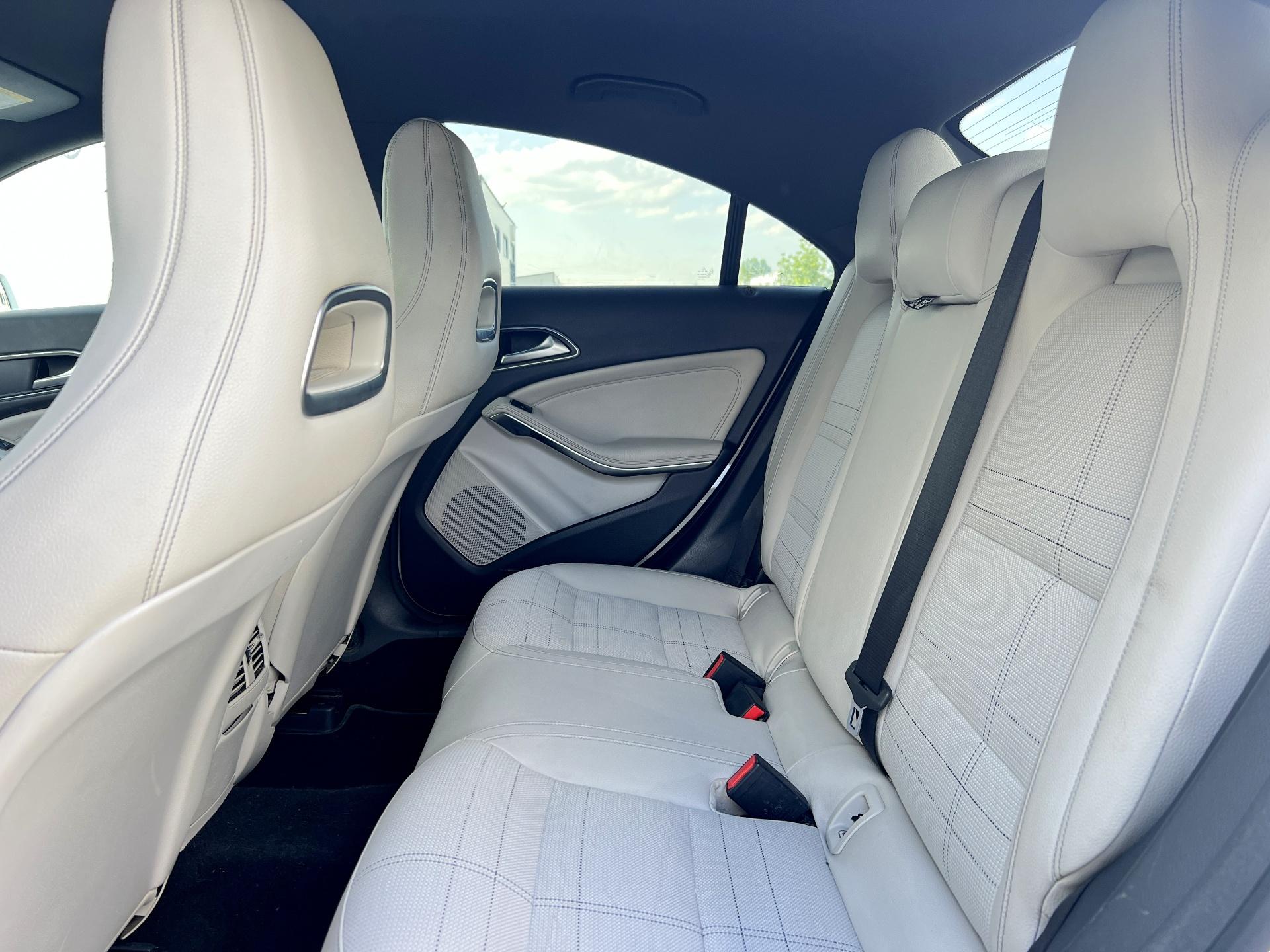 Mercedes-Benz-CLA