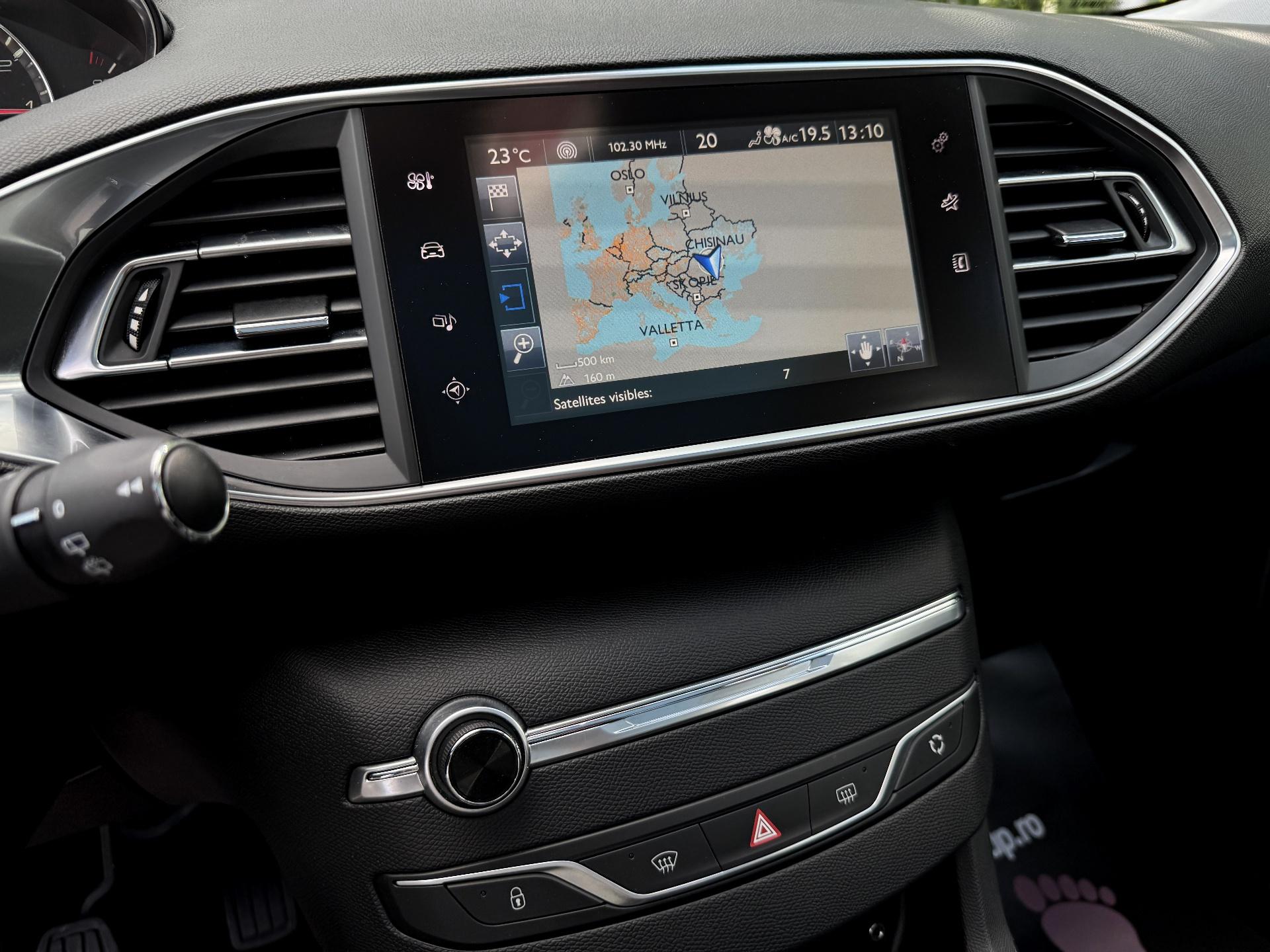 Peugeot-308