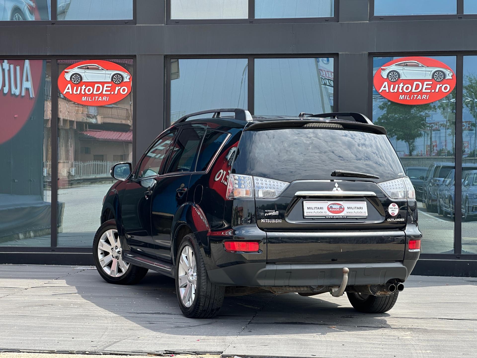 Mitsubishi-Outlander