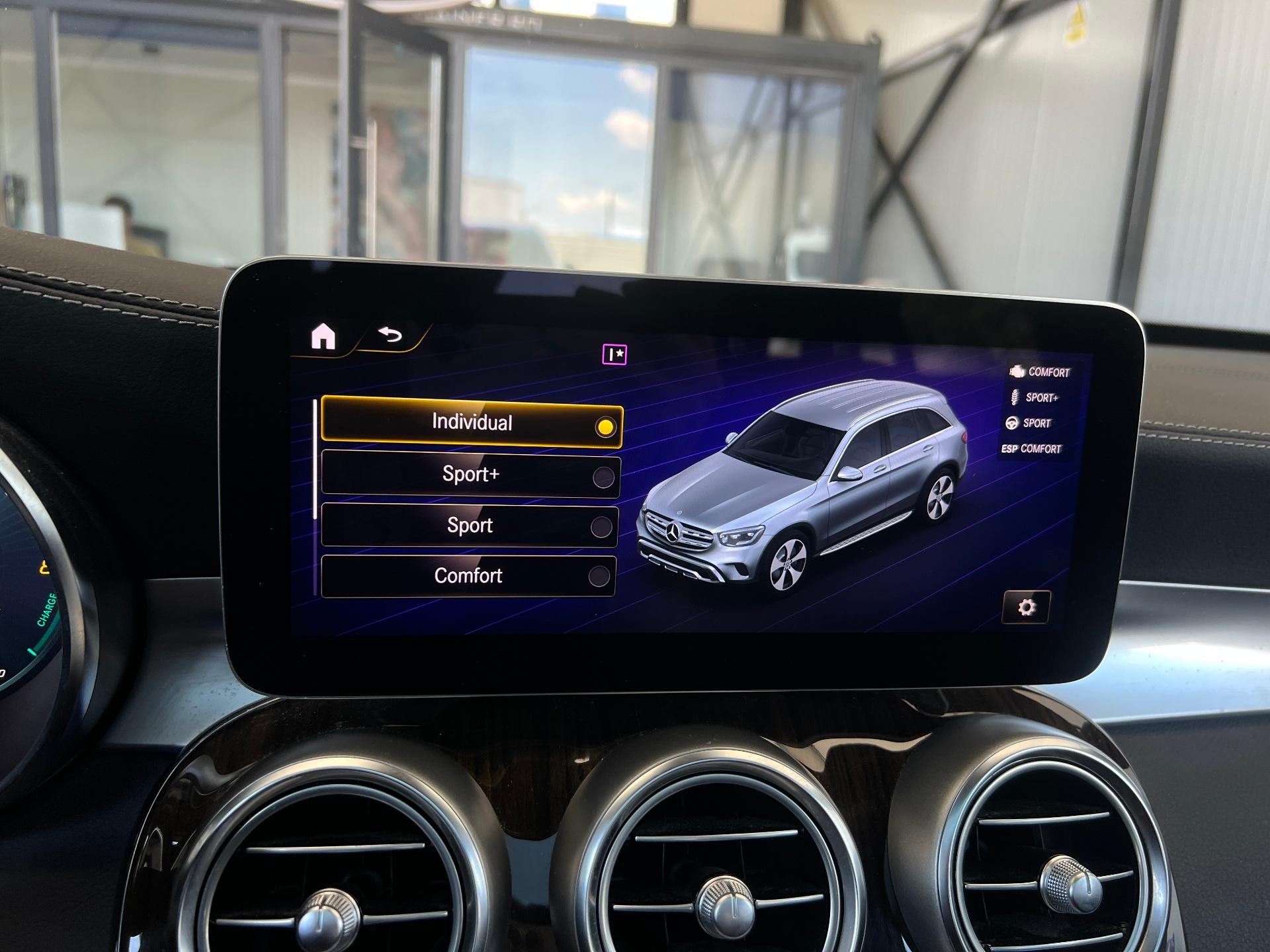 Mercedes-Benz-GLC