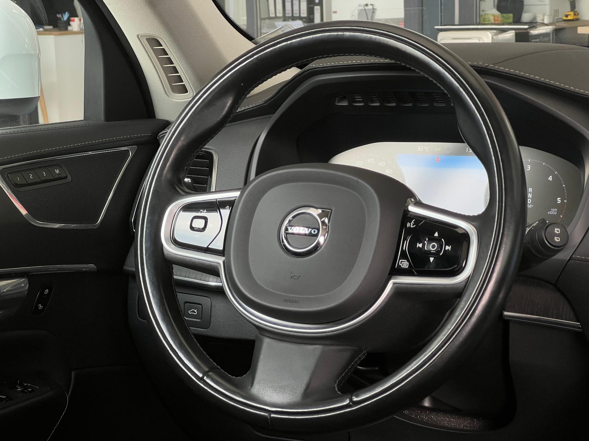 Volvo-XC 90