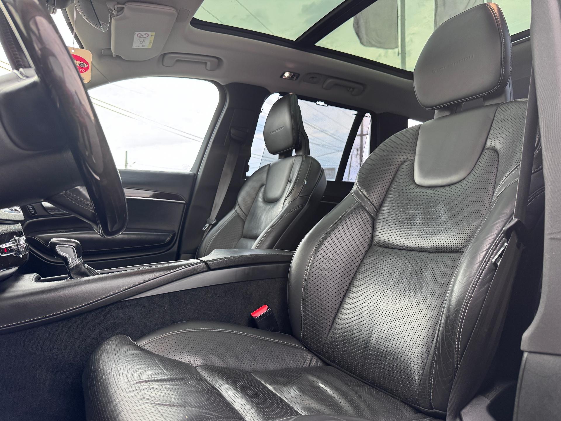 Volvo-XC 90
