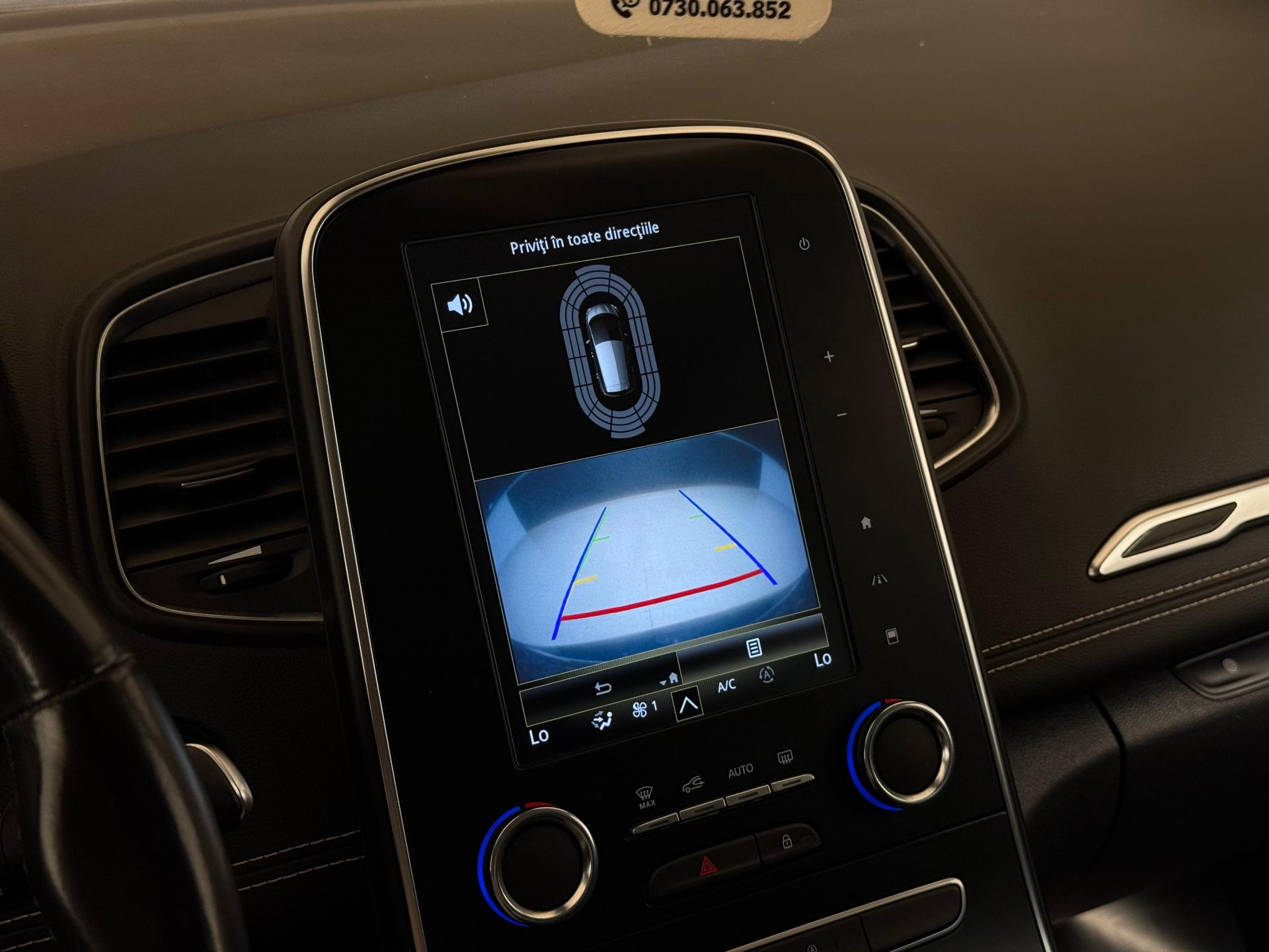 Renault-Scenic