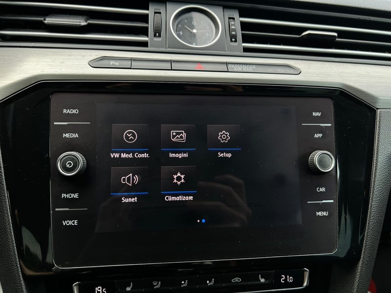 Car Thumb