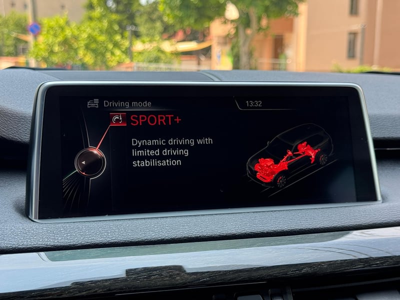 Car Thumb