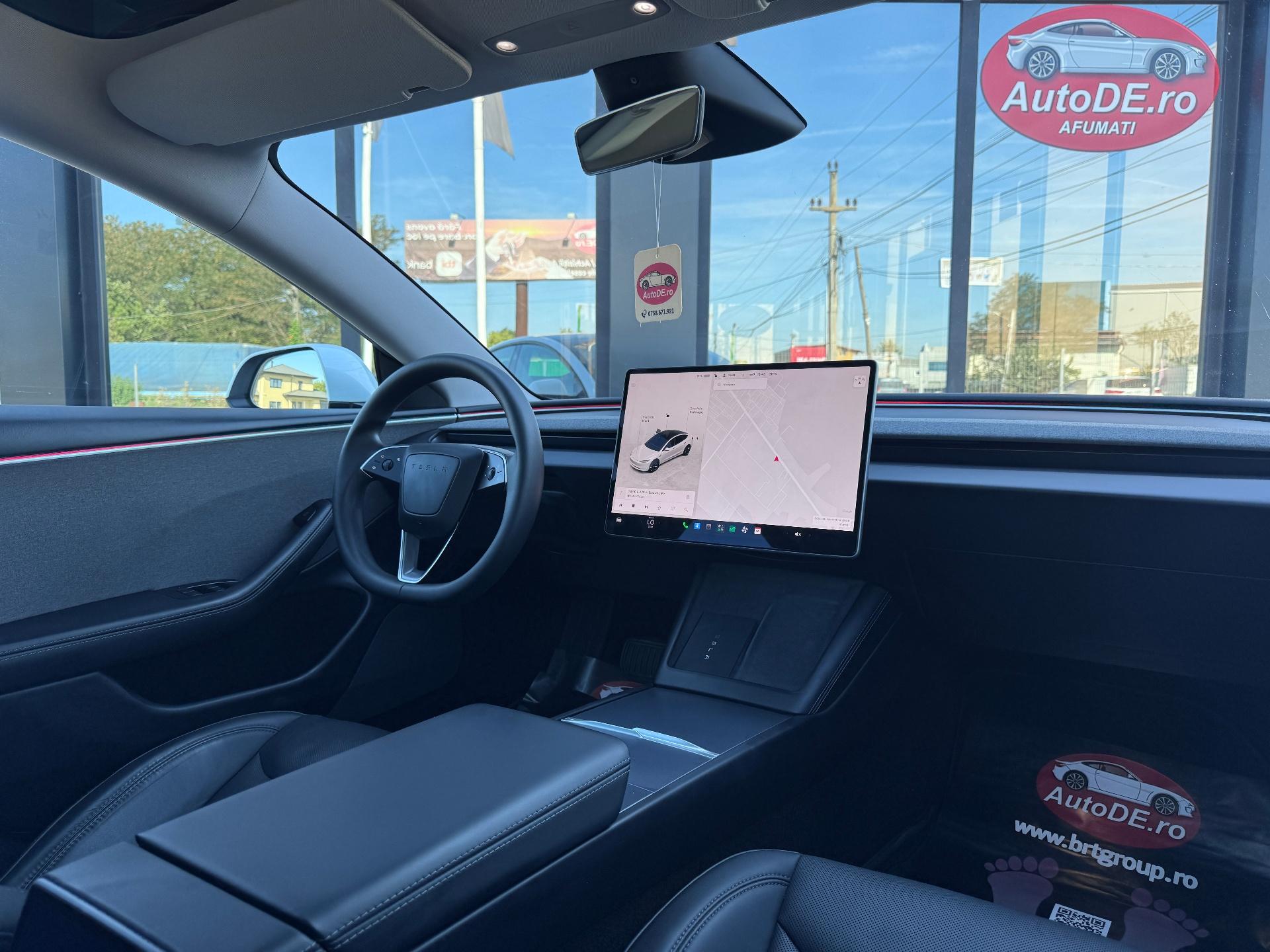 Tesla-Model 3