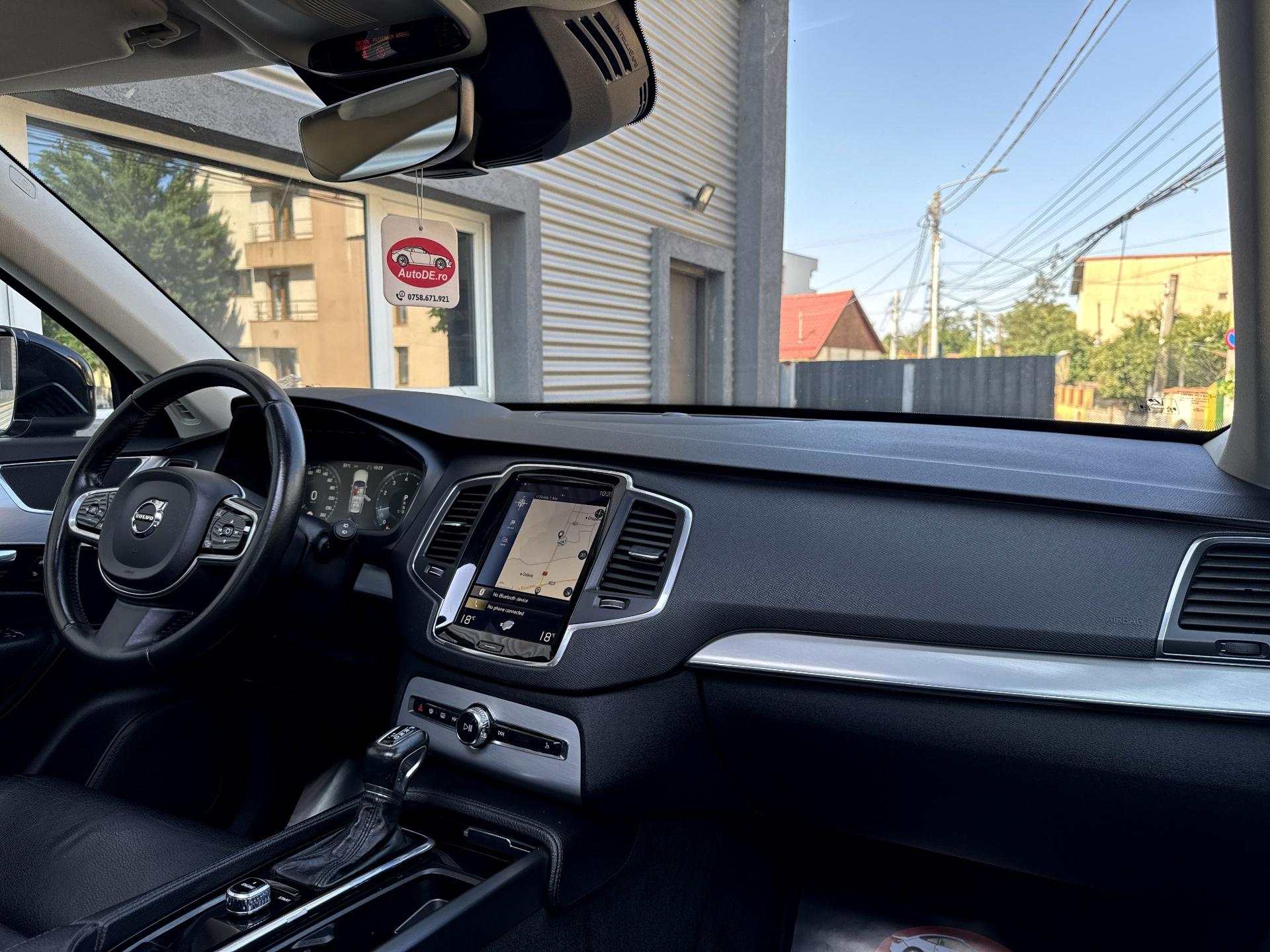 Volvo-XC 90