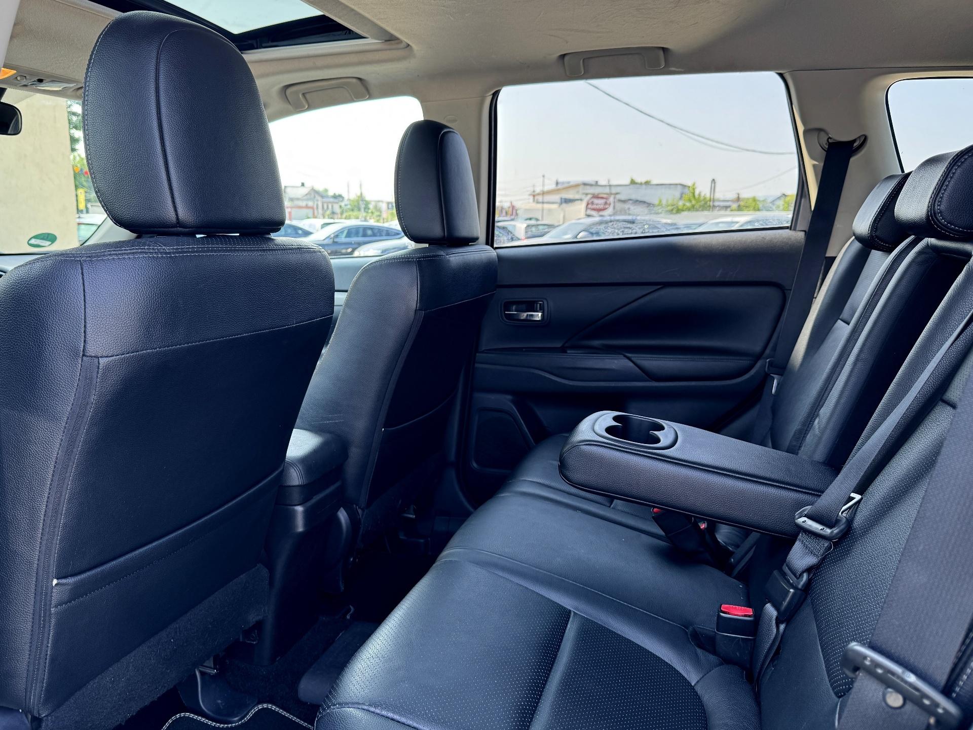 Mitsubishi-Outlander