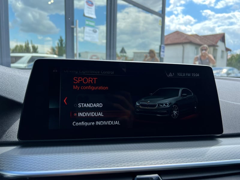 Car Thumb