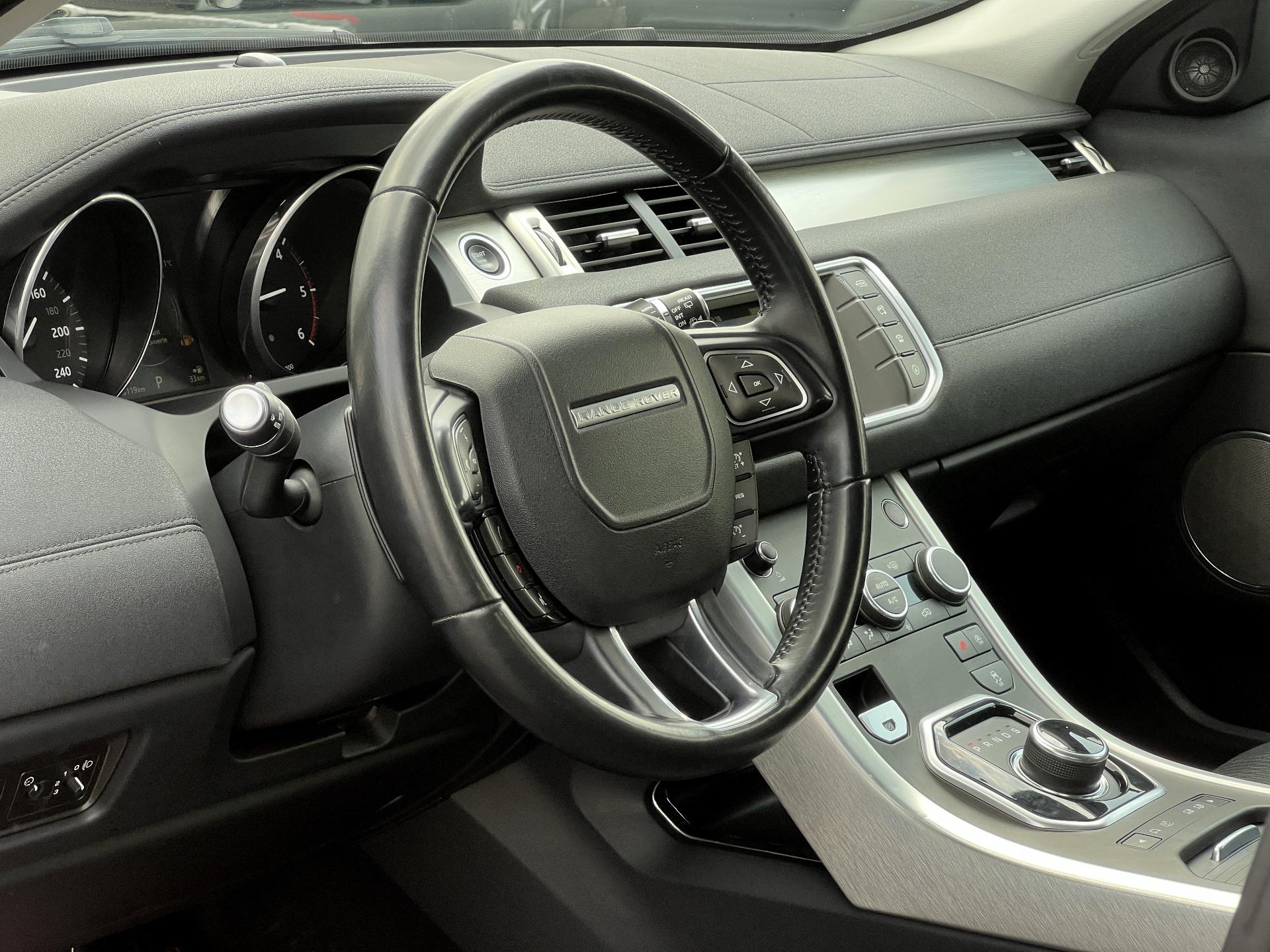 Land Rover-Range Rover Evoque