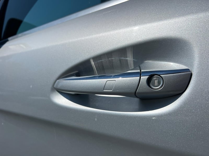 Car Thumb